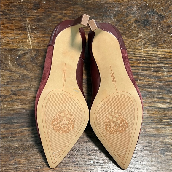 Vince Camuto Deep Red Women's Heels - Picture 6 of 6